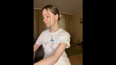 Media: radiants_two Stripchat 2023-10-03 05:08:00
