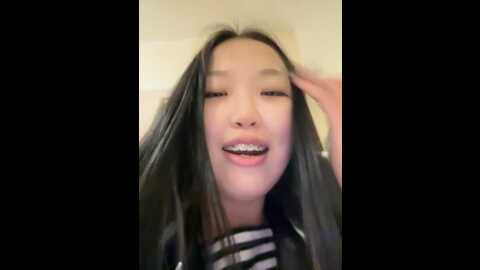 Media: aiko_yumi Stripchat 2023-10-05 22:19:00