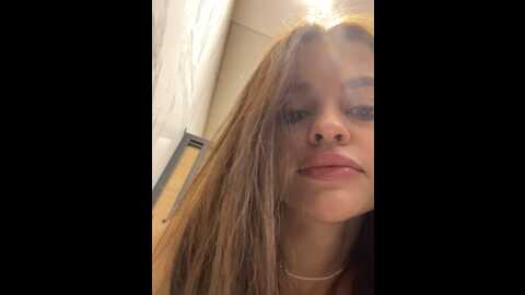 Media: angelinateller Stripchat 2023-10-05 03:23:00
