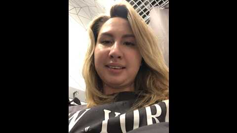 brilliant_light @ stripchat on 20231005