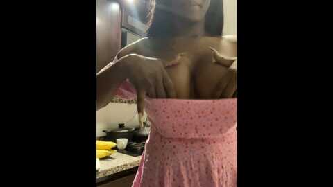 Media: bustykeyla Stripchat 2023-10-05 02:52:00