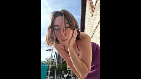 Media: daisy_michto_officiel Stripchat 2023-10-05 13:20:00