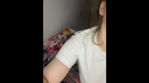 Media: hornygirlh Stripchat 2023-10-05 13:14:00