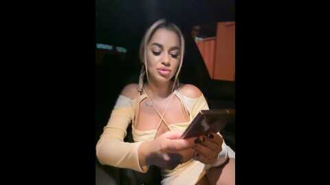 Media: kirstievegas Stripchat 2023-10-05 19:40:00