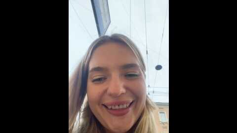Media: legally_blonde Stripchat 2023-10-05 14:36:00