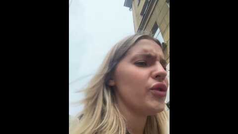 Media: legally_blonde Stripchat 2023-10-05 15:04:00
