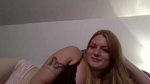 lorie_anne @ stripchat on 20231005