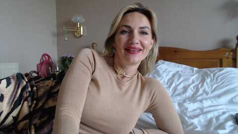 Media: mallinia Stripchat 2023-10-05 14:06:00