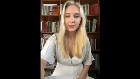 mariatull @ stripchat on 20231005