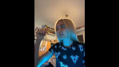 Media: misa_akerman Stripchat 2023-10-05 18:00:00