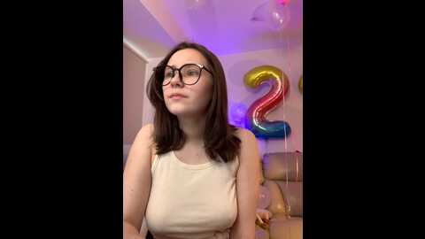 Media: radiants_two Stripchat 2023-10-05 14:04:00