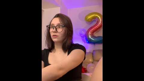 Media: radiants_two Stripchat 2023-10-05 14:52:00