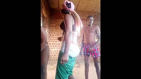 Media: rediant_two256 Stripchat 2023-10-05 14:59:00
