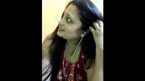 Media: sexy_mona56 Stripchat 2023-10-05 12:01:00