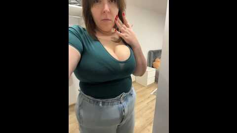 Media: _wonder_woman Stripchat 2023-10-06 22:03:00