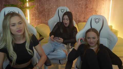 anabel_054 @ stripchat on 20231006