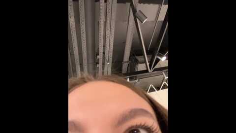Media: brilliant_kiss Stripchat 2023-10-06 14:04:00