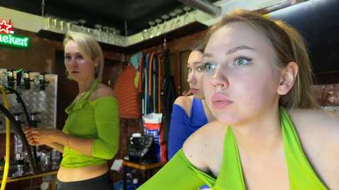 Media: dirtypub Stripchat 2023-10-06 17:24:00