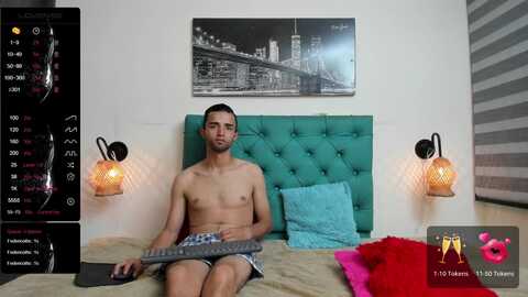 Media: latinos_loverss Stripchat 2023-10-06 04:15:00