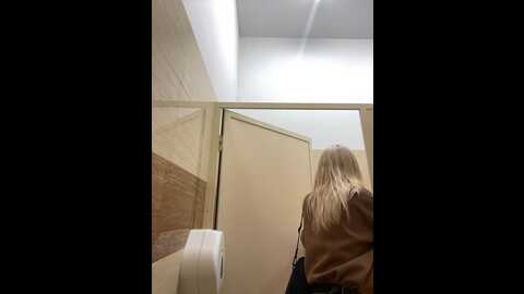 Media: misa_akerman Stripchat 2023-10-06 13:39:00