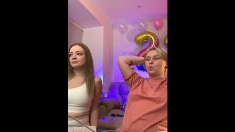 Media: radiants_two Stripchat 2023-10-06 03:08:00