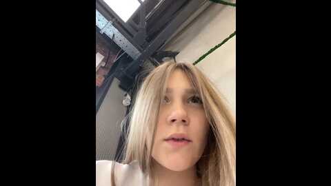 Media: wow_dream Stripchat 2023-10-06 11:32:00