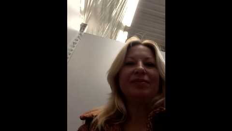arina_smiles @ stripchat on 20231007
