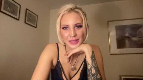 Media: kittyazora Stripchat 2023-10-07 19:31:00