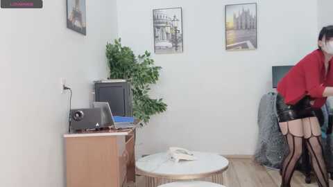 Media: mono_stewardesss Stripchat 2023-10-07 11:43:00
