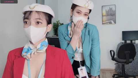 Media: mono_stewardesss Stripchat 2023-10-07 14:42:00
