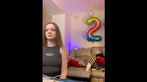 Media: radiants_two Stripchat 2023-10-07 02:12:00