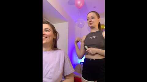 Media: radiants_two Stripchat 2023-10-07 22:36:00
