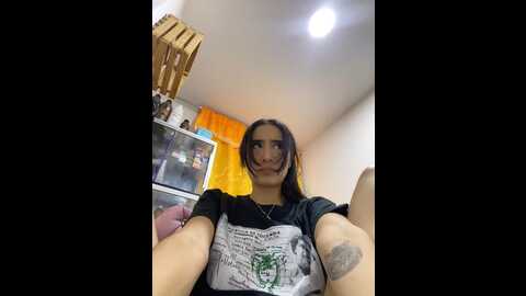 Media: sarateen1 Stripchat 2023-10-07 04:52:00