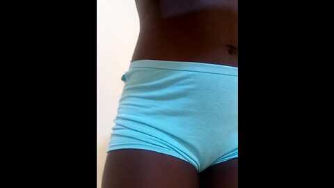 Media: swit_pie1 Stripchat 2023-10-07 05:36:00