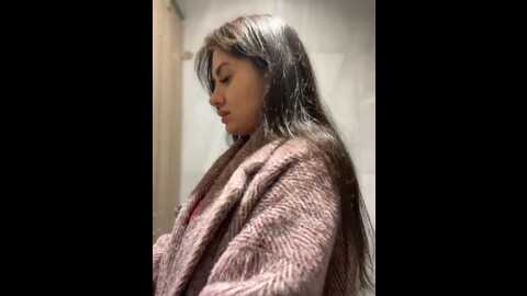 Media: wet__bunny Stripchat 2023-10-07 13:16:00