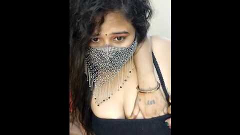 Media: indian_hotmilfs Stripchat 2023-10-08 06:17:00