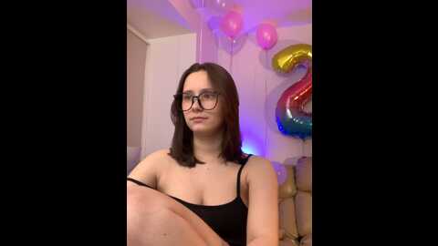 Media: radiants_two Stripchat 2023-10-08 17:00:00