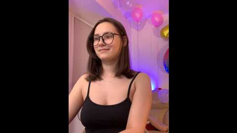Media: radiants_two Stripchat 2023-10-08 18:00:00