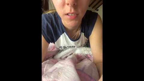 Media: chiaralewis Stripchat 2023-10-09 18:33:00