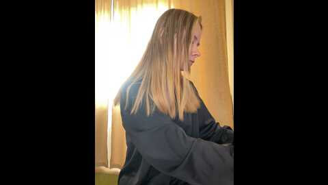 Media: radiants_two Stripchat 2023-10-10 06:20:00