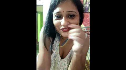 Media: sexy_mona56 Stripchat 2023-10-10 12:52:00