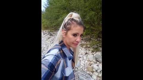 Media: sexy_sparkling_ Stripchat 2023-10-10 11:30:00