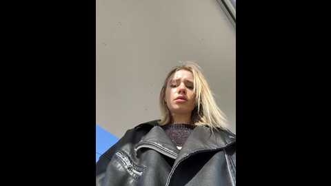 Media: sssativa_model Stripchat 2023-10-10 04:00:00