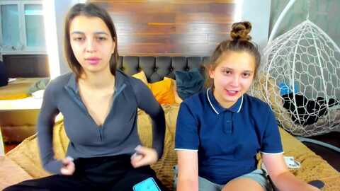 tracyandsheila @ stripchat on 20231010