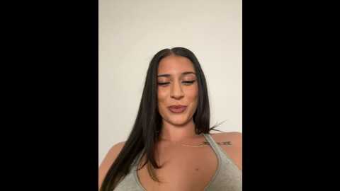 Media: yasmine_khalifa Stripchat 2023-10-10 19:36:00