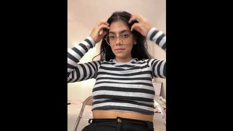 Media: avis_12 Stripchat 2023-10-11 03:27:00