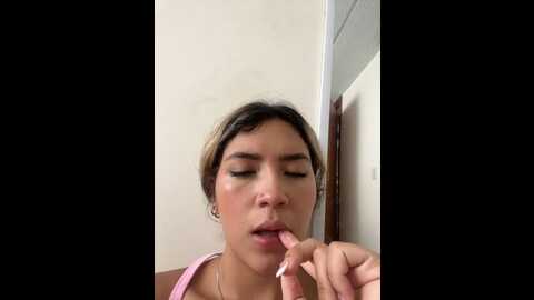 Media: mila_morgan Stripchat 2023-10-11 14:02:00