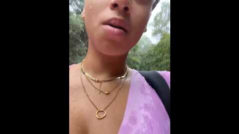 Media: naomi_berlin Stripchat 2023-10-11 11:52:00