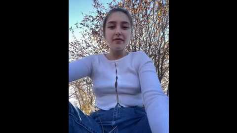 olivia_963 @ stripchat on 20231011