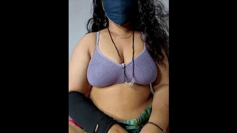 Media: rising_smiler Stripchat 2023-10-11 20:34:00